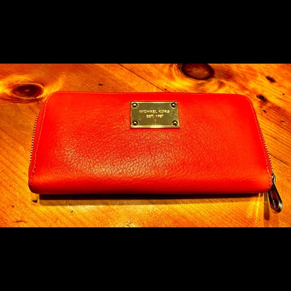 michael kors wallet orange